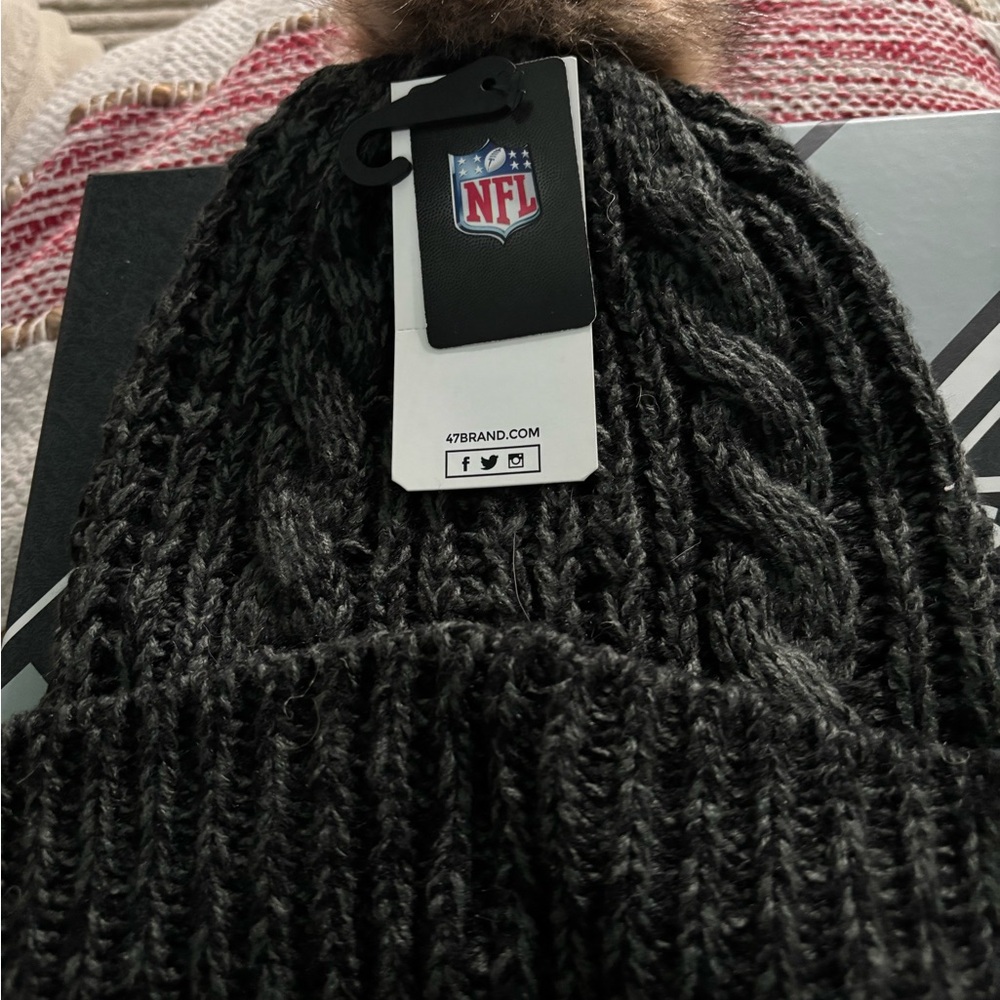 NFL Raiders Black and Silver Club Member Pin